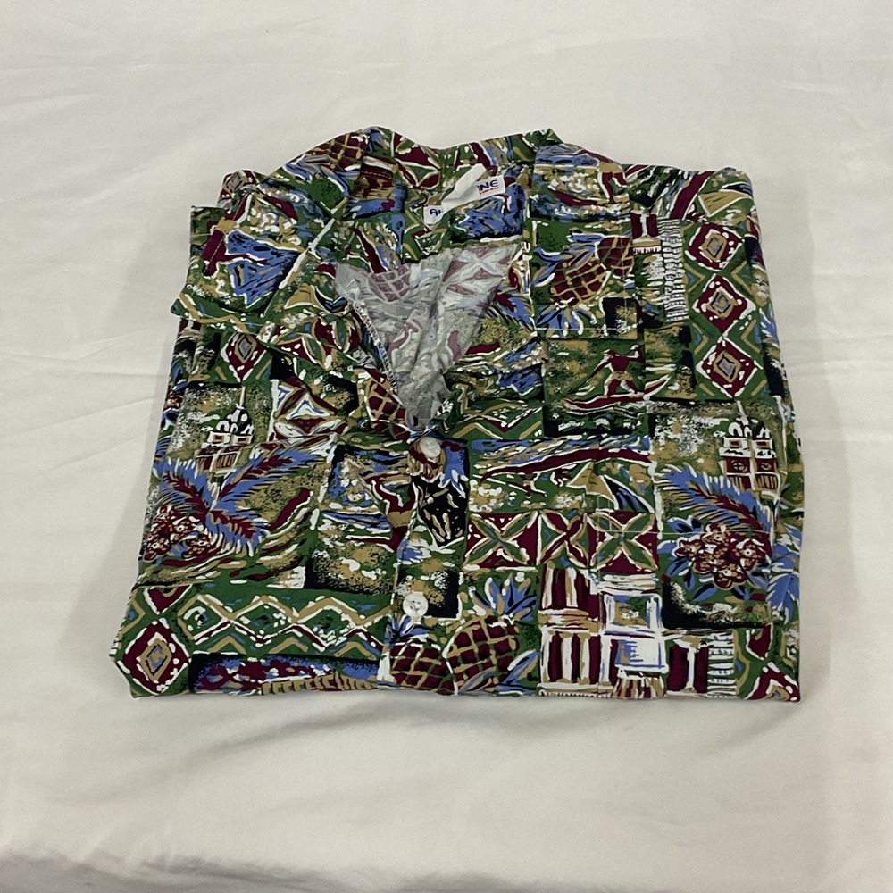 EUC Mens short sleeve Aloha Line Colorful Patterned Button-Up Shirt